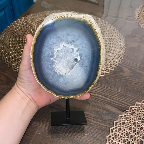 AGATE GEODE NATURAL STONE ON STAND - Picture 3 of 10